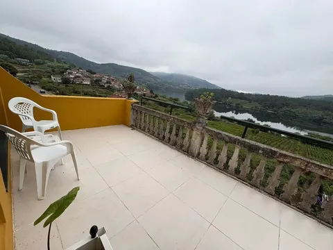 Pis de 100 m² a Cenlle