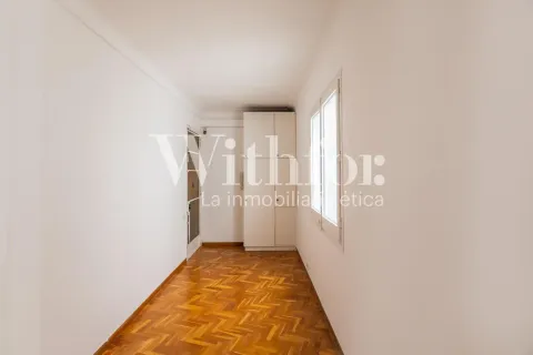 Квартира 220 м² в Барселоне