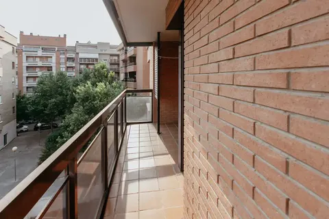 Pis de 90 m² a Osca
