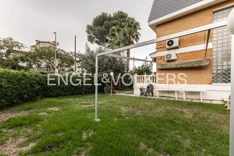 Haus 150 m² in Castelldefels