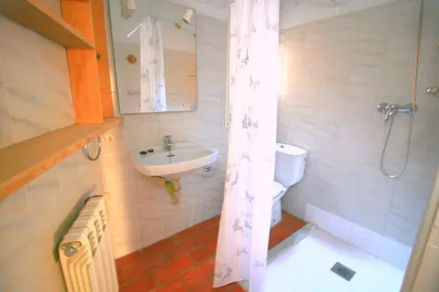 Casa de 1217 m² a Bordils