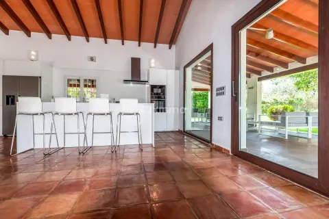 Haus 260 m² in Benidorm