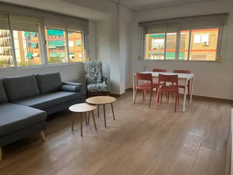 Pis de 105 m² a Burjassot
