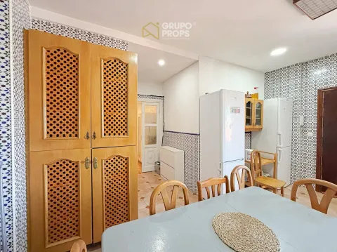 Flat 235 m² in Madrid