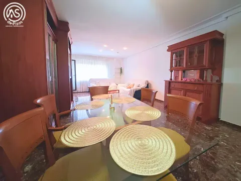 Piso de 165 m² en Zaragoza