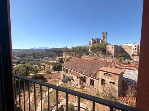 Pis de 96 m² a Manresa