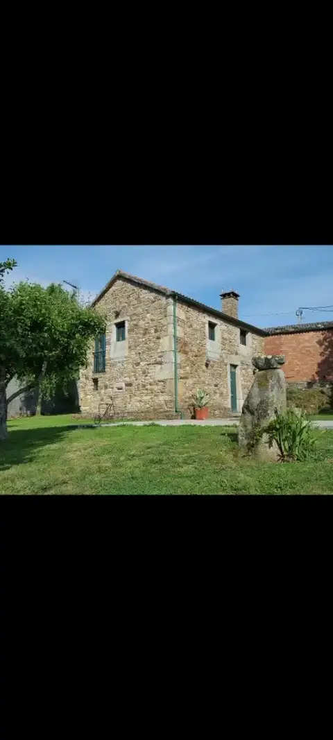 Casa de 75 m² en Lalín