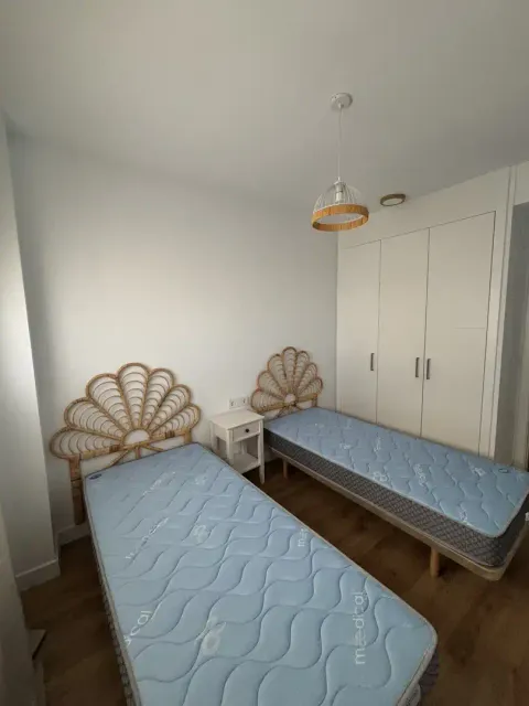 Pis de 90 m² a Dos Hermanas