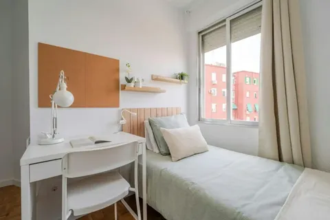 Room for rent, Madrid