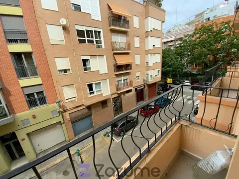 Pis de 77 m² a València