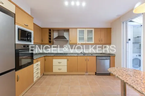Casa de 208 m² a Almàssera
