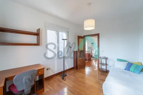 Habitació de lloguer, Oviedo