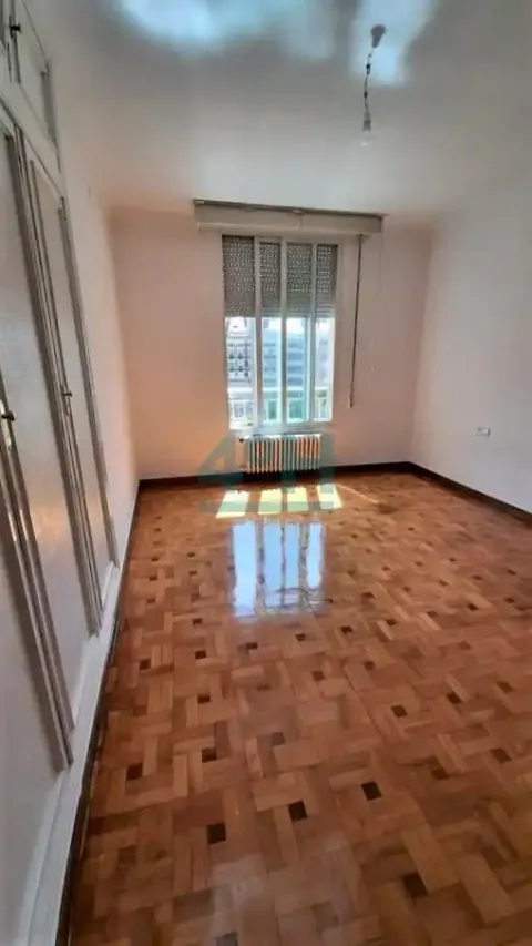 Appartement 194 m² à Ourense