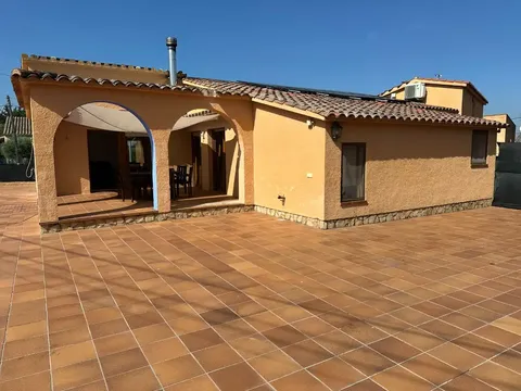 Casa de 180 m² a Pals