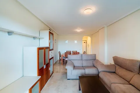 Pis de 98 m² a Roquetas de Mar