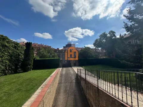 Pis de 61 m² a Lleó
