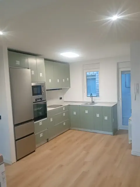 Flat 80 m² in Valverde de la Virgen