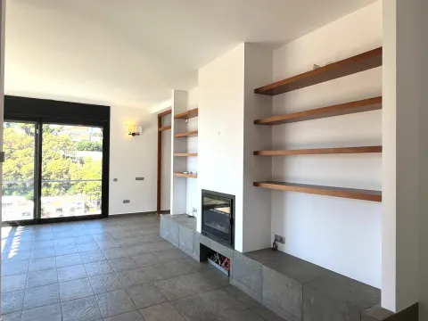 Maison 234 m² à Castelldefels