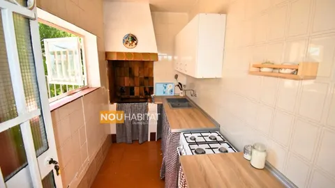 Haus 61 m² in Montroi / Montroy