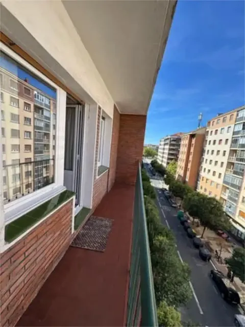 Pis de 80 m² a Vitòria