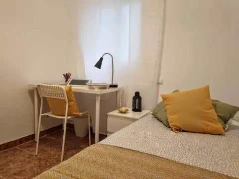 Habitación en alquiler, Valencia (3/10)