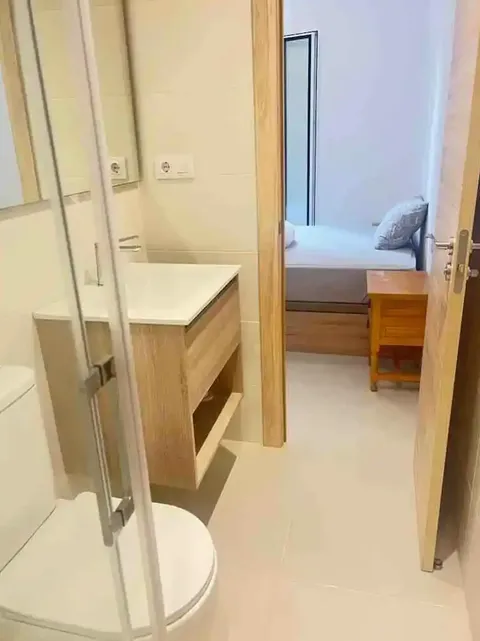 Habitación en alquiler, Barcelona (3/10)