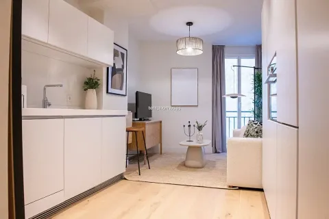 Wohnung 40 m² in Madrid (2/16)