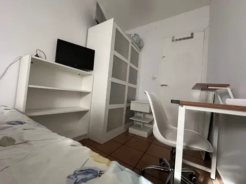 Habitació de lloguer, Ripollet