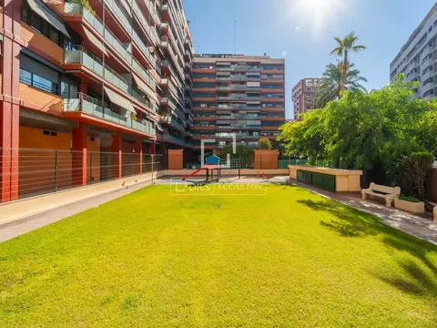 Pis de 131 m² a València