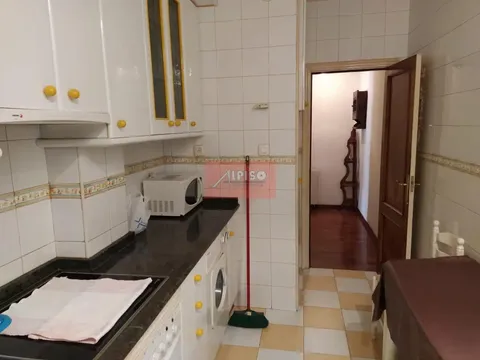 Pis de 75 m² a Ourense