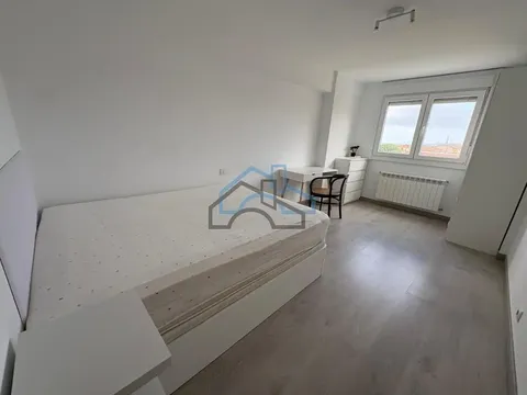 Pis de 120 m² a Oleiros