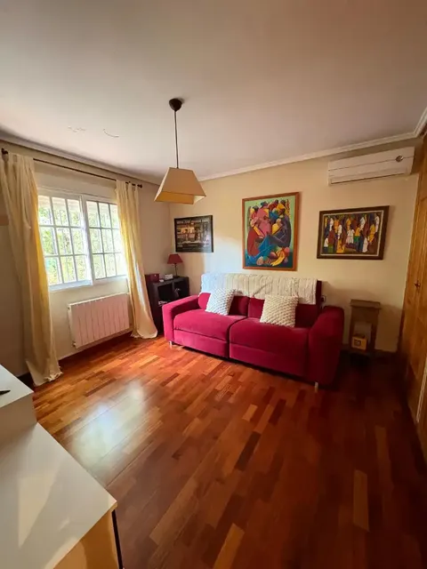 Casa de 330 m² en Riba-roja de Túria