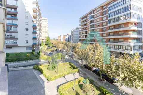 Pis de 129 m² a Castrillón