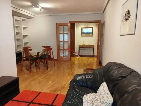 Wohnung 95 m² in León
