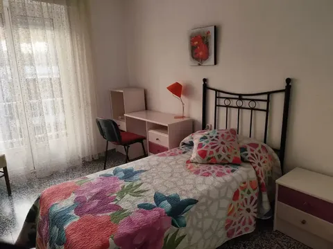 Pis de 100 m² a Almansa