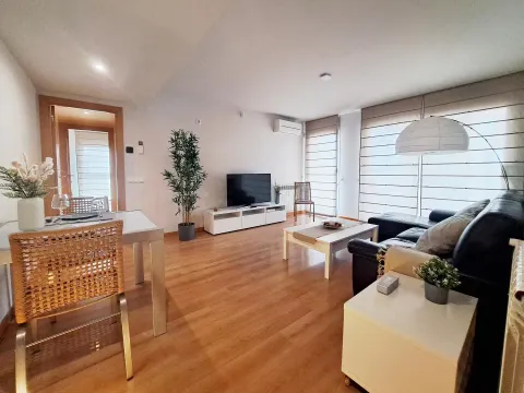 Wohnung 72 m² in Girona