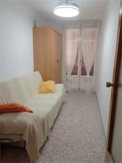 Stanza in affitto, Caspe