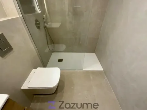 Pis de 77 m² a València