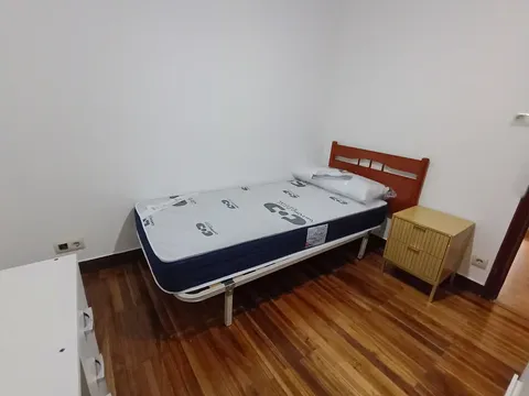 Appartamento 80 m² a Santiago de Compostela
