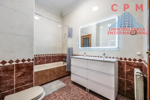 Wohnung 117 m² in Madrid