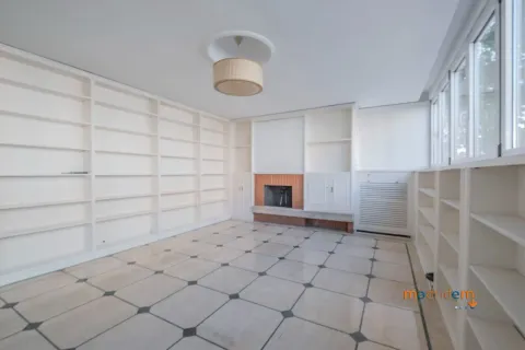 Flat 306 m² in Madrid (2/35)