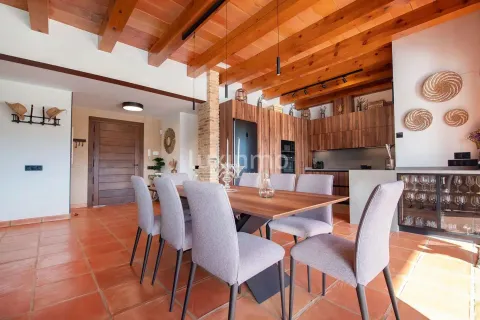 Haus 375 m² in Llíber