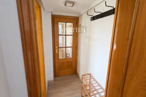 Appartement 98 m² à Madrid