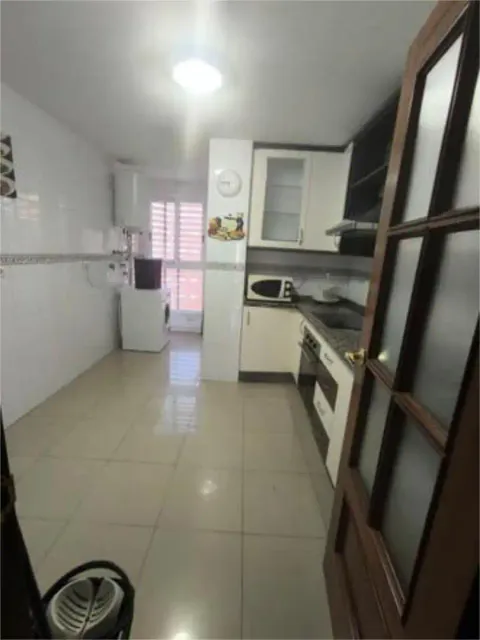 Flat 100 m² in Málaga (2/8)