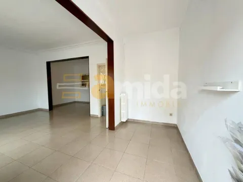 Квартира 100 м² в Sabadell