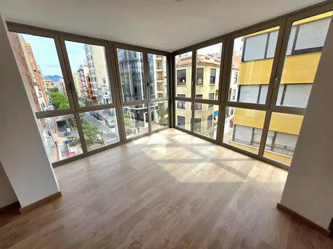 Pis de 302 m² a Castelló de la Plana