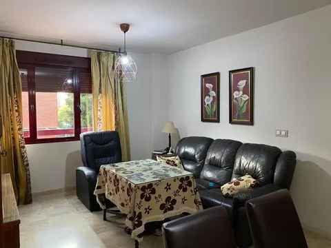 Pis de 100 m² a Còrdova