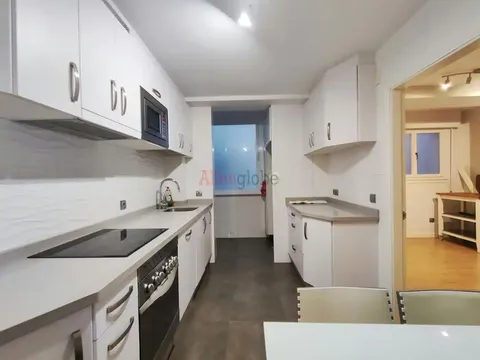 Pis de 140 m² a Oviedo