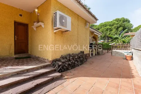 Casa de 250 m² a Nàquera