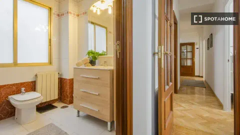 Room for rent, Madrid